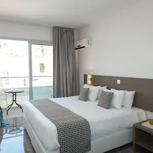Blazer Hotel de apartamente Larnaca